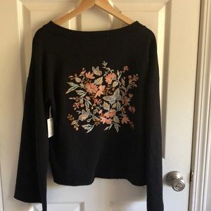 Flower 💐 🦋graphic sweatshirt